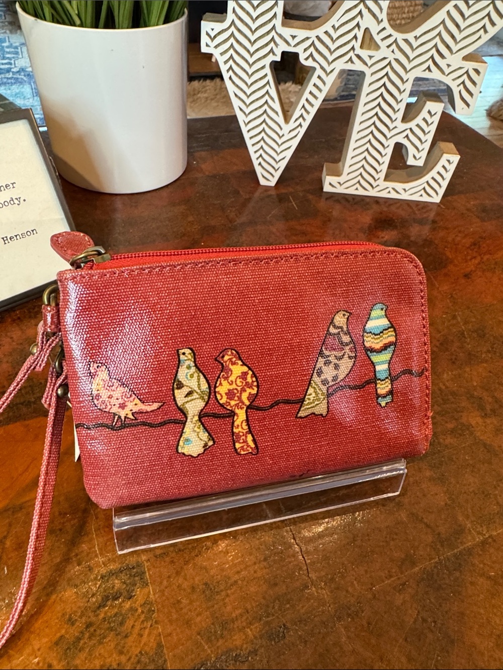 Mariposa Red Bird-Print Wristlet Clutch
